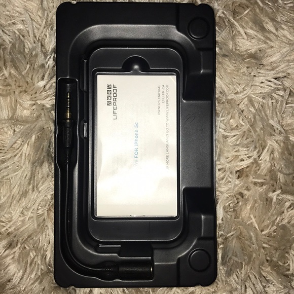 Clear/White iPhone 5c LifeProof Case - Picture 5 of 6